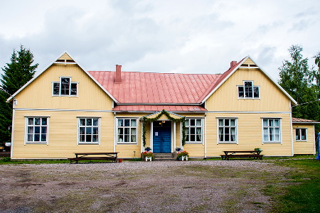 Nuorisoseurantalo Toivola, HOLLOLA